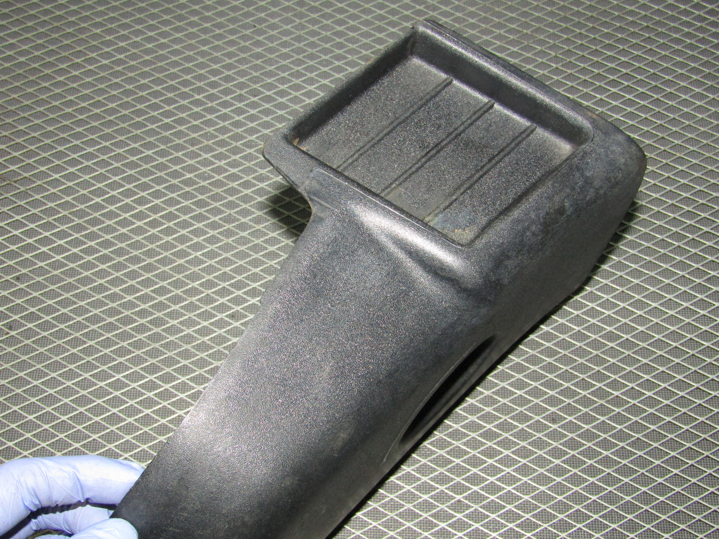 92 93 94 95 BMW 325 Sedan OEM Tail Light Interior Cover - Left