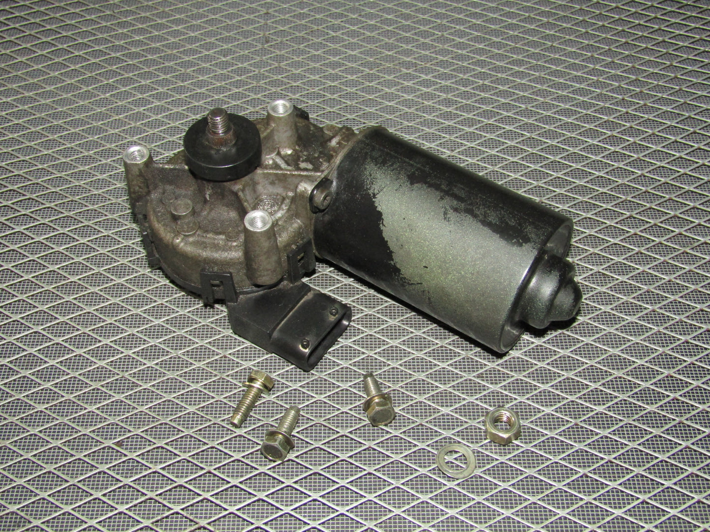 92 93 94 95 BMW 325 OEM Front Wiper Motor
