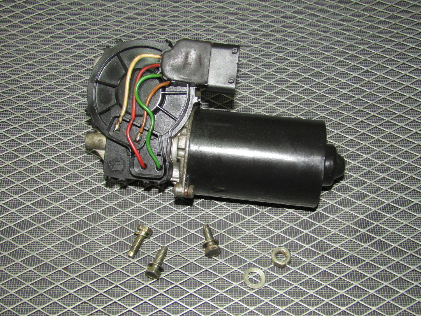 92 93 94 95 BMW 325 OEM Front Wiper Motor