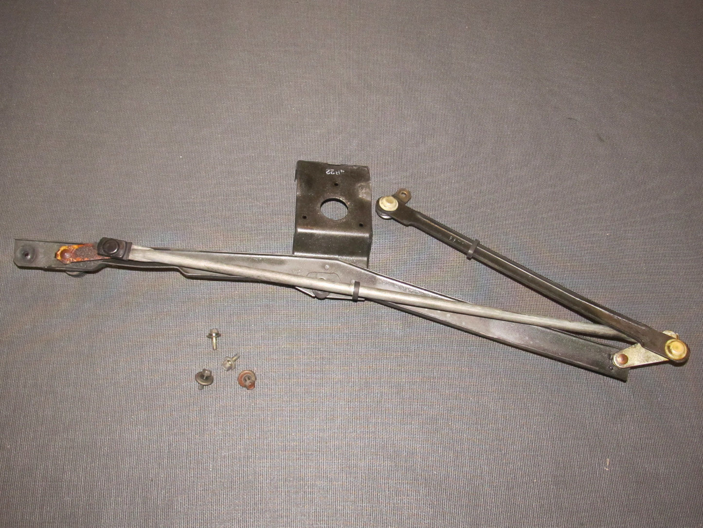 84 85 Mazda RX7 OEM Front Wiper Linkage