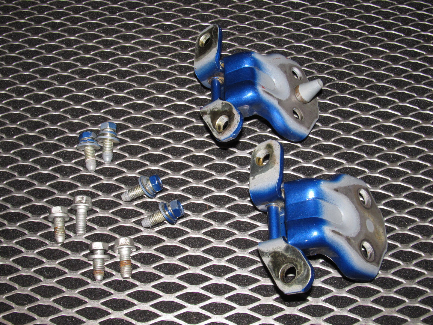 99 00 Mazda Miata OEM Door Hinges - Right Set
