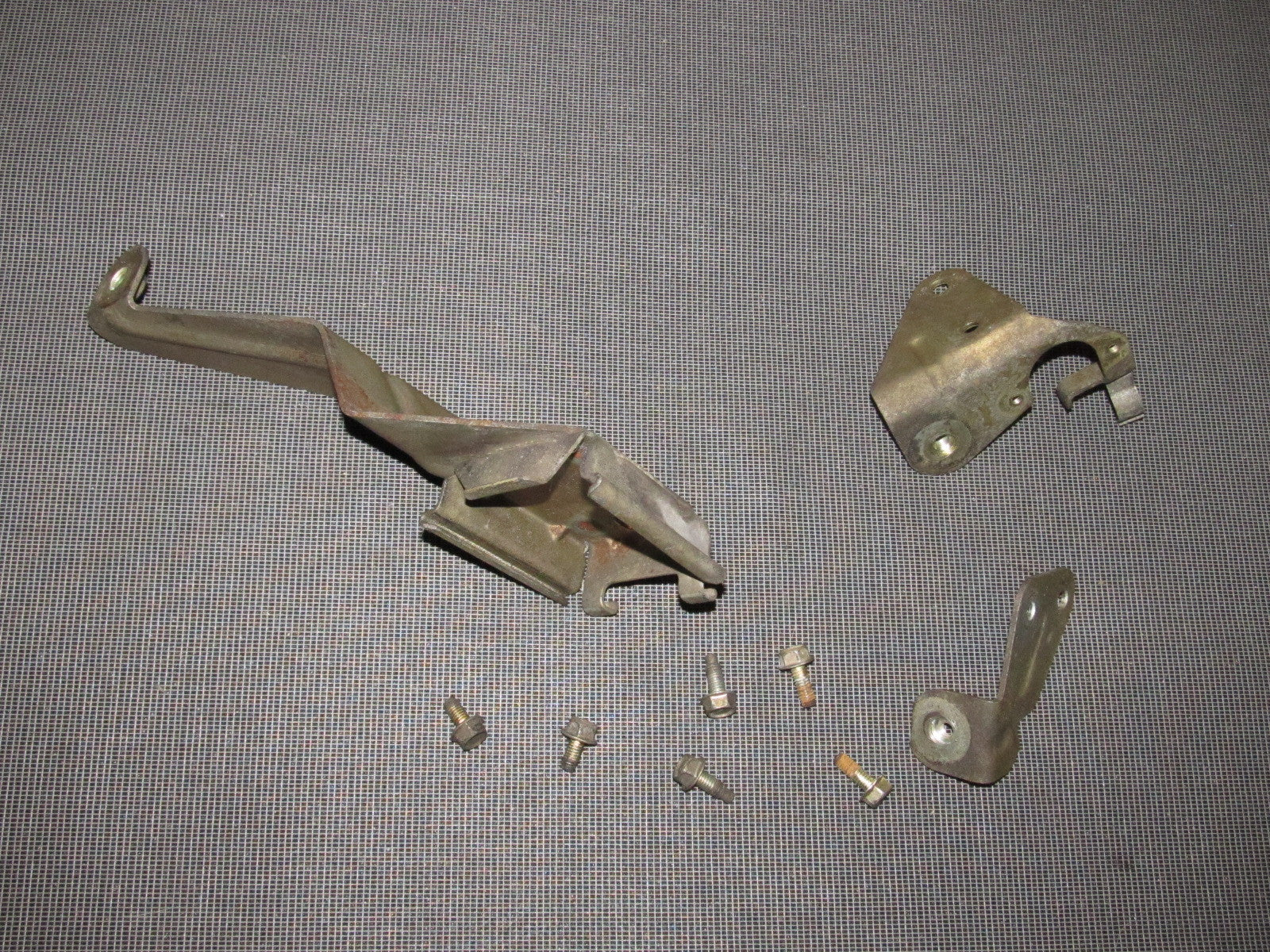 84 85 Mazda RX7 OEM Intake Air Box Mounting Bracket Set