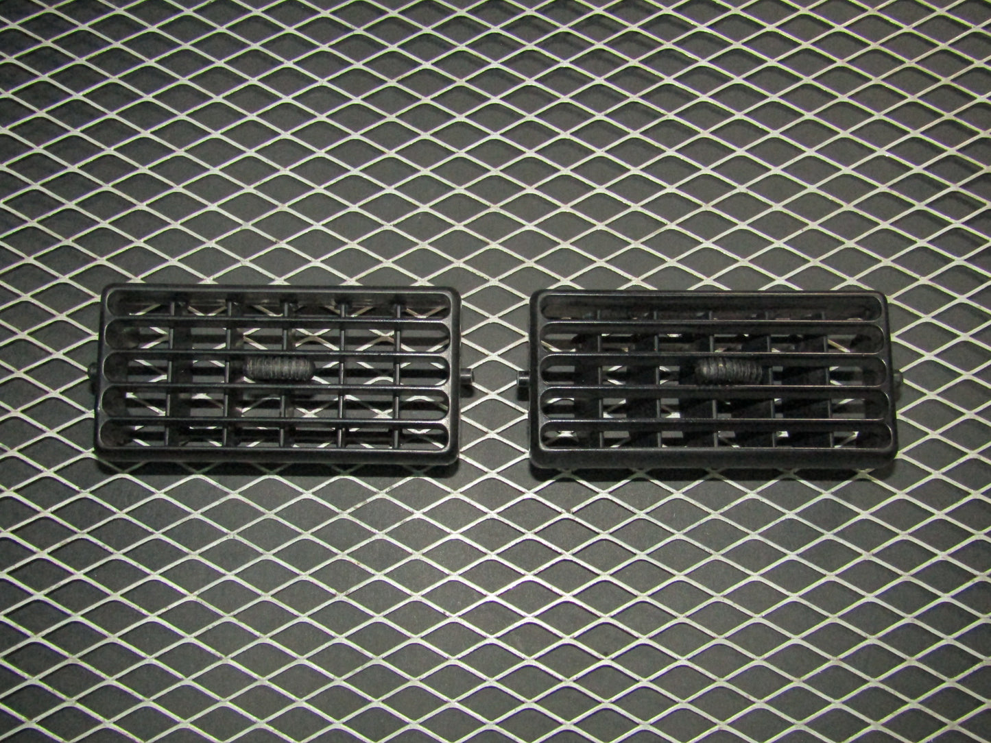 94 95 96 97 Mitsubishi 3000GT OEM Dash Center Air Vent Louver