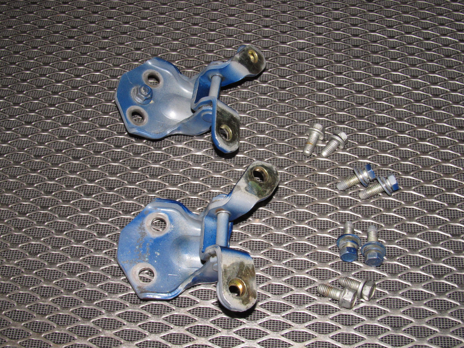 99 00 Mazda Miata OEM Door Hinges - Left  Set