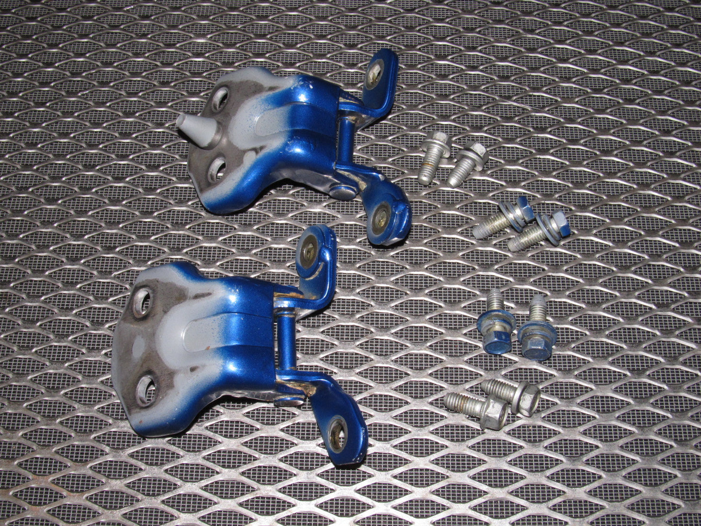 99 00 Mazda Miata OEM Door Hinges - Left  Set