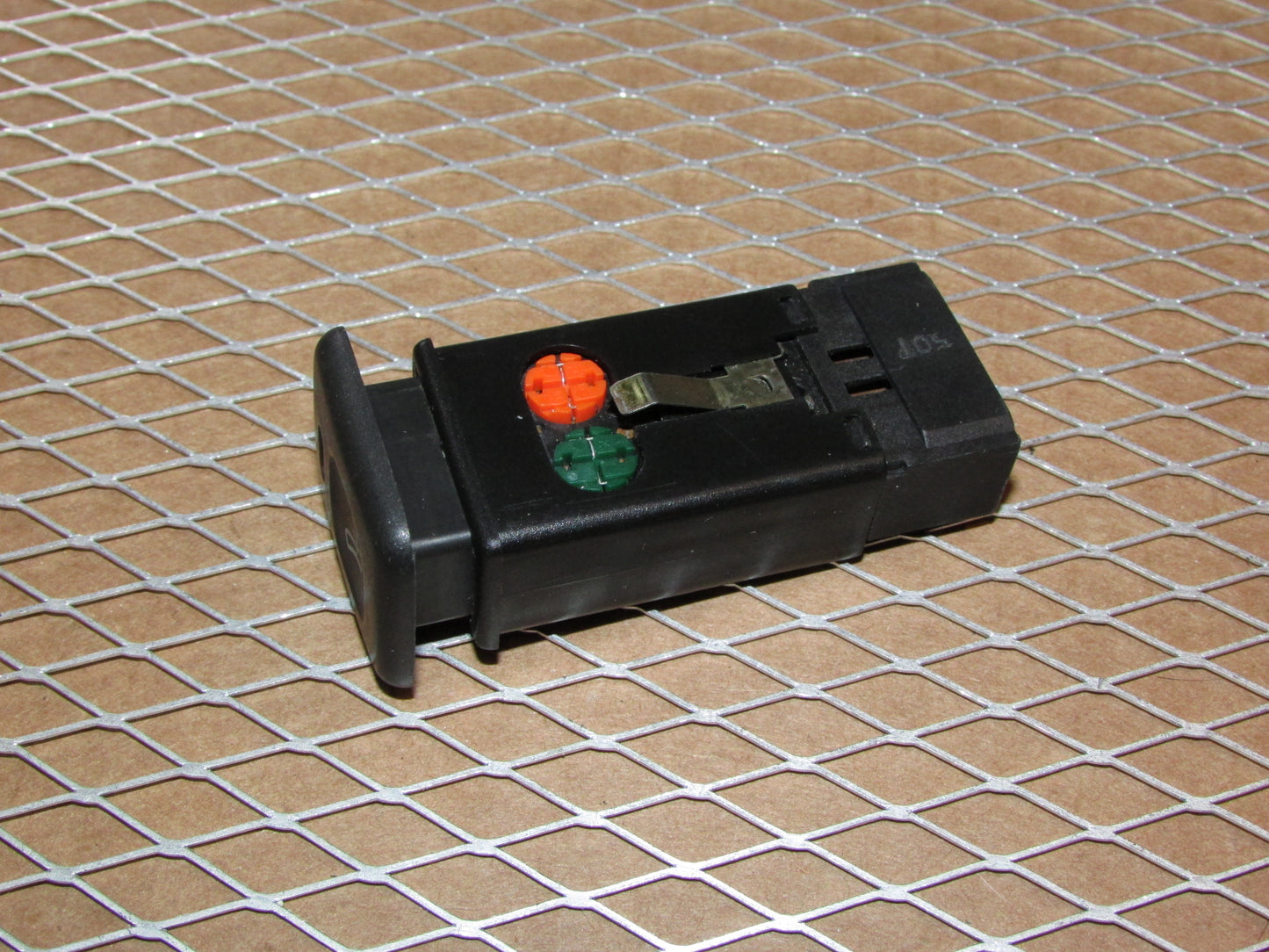 94-98 Land Rover Discovery 1 OEM Front Heated Seat Switch - Left