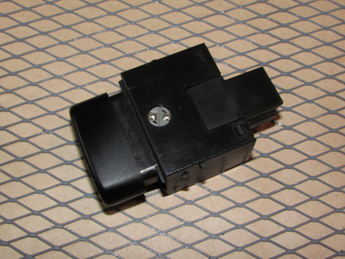 95 96 97 98 99 Mitsubishi Eclipse OEM Fog Light Switch