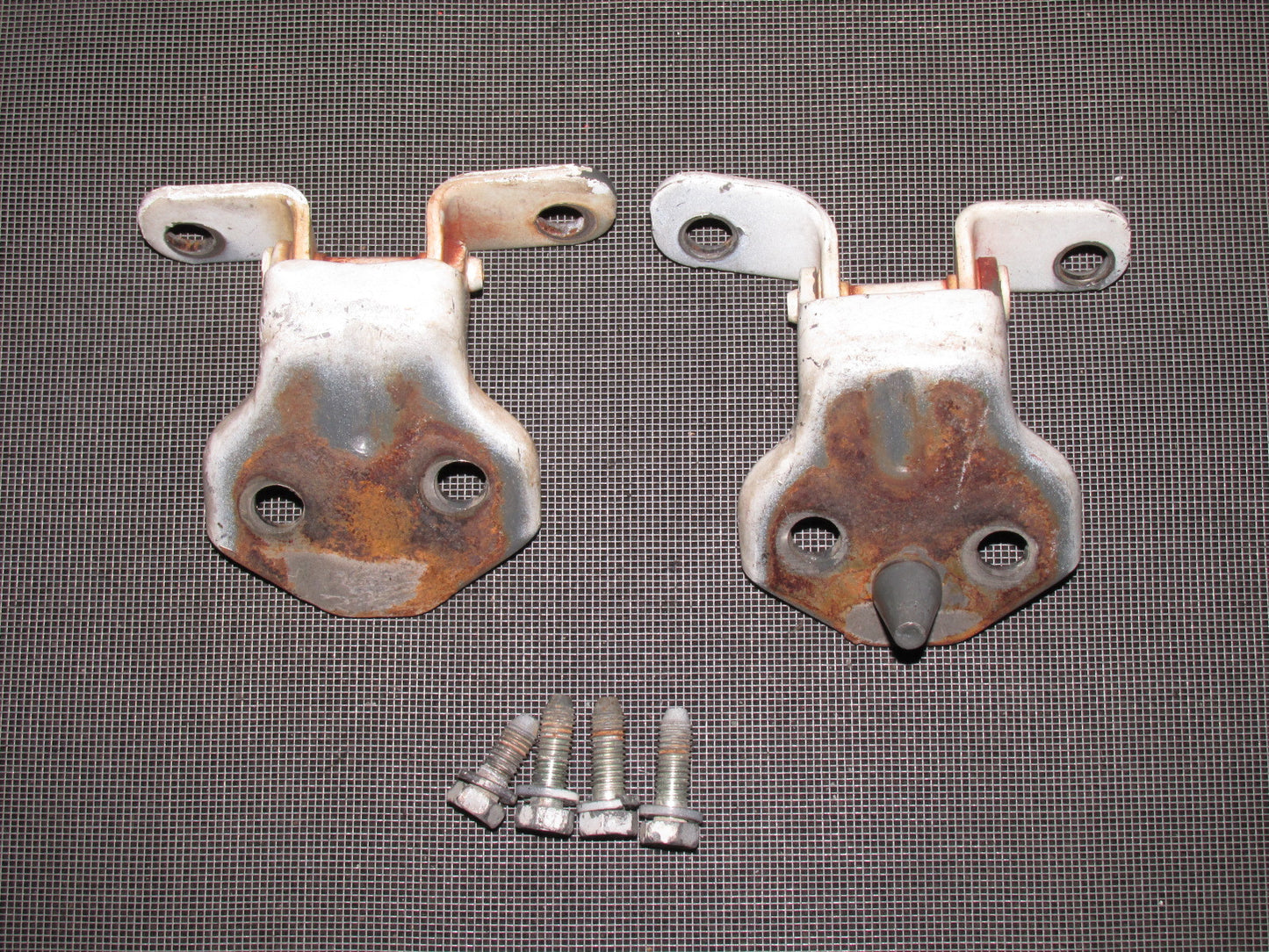 86 87 88 Mazda RX7 OEM Door Hinges - Right Set