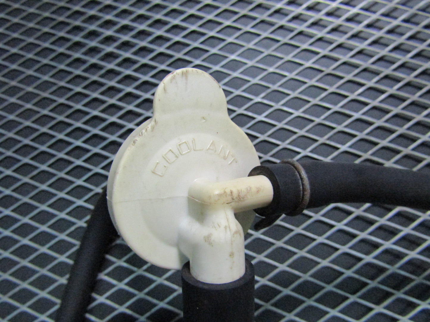 94 95 96 97 Mitsubishi 3000GT NA OEM Engine Coolant Over Flow Tank Cap & Hose