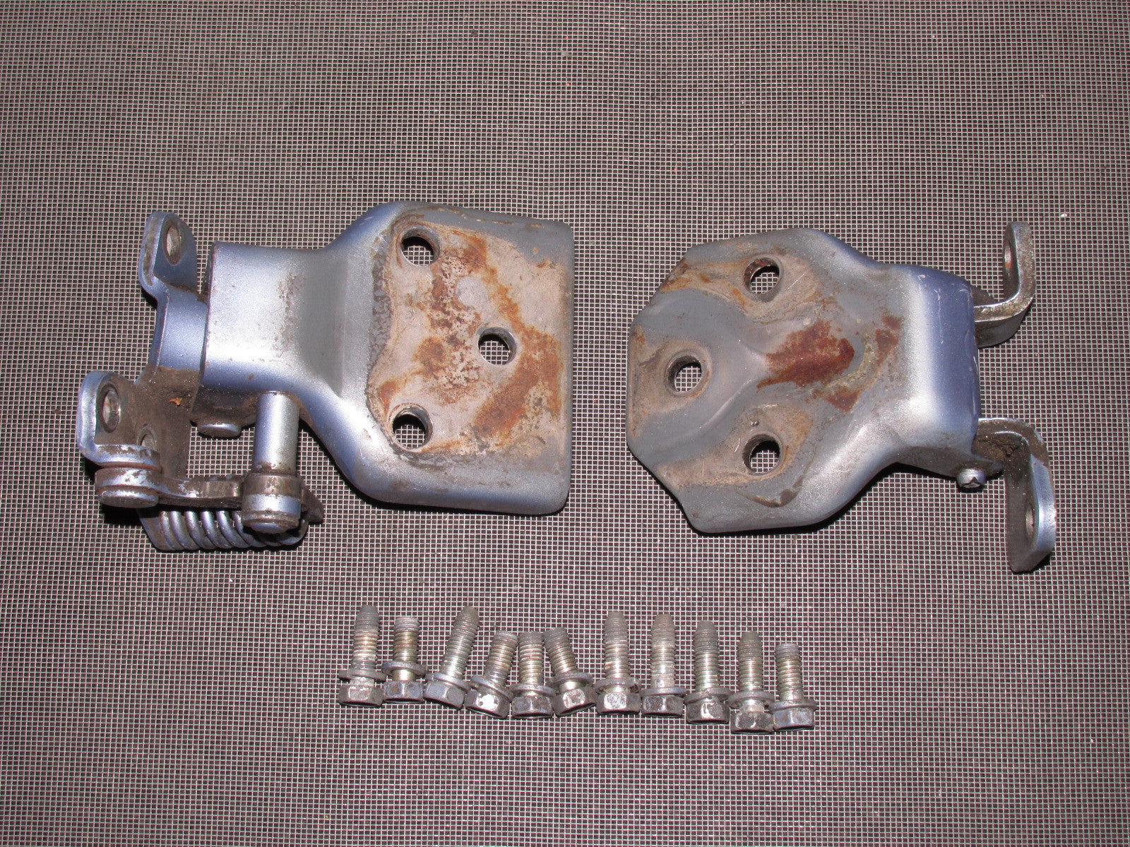 79 80 81 82 83 84 85 Mazda RX7 OEM Door Hinges - Right Set