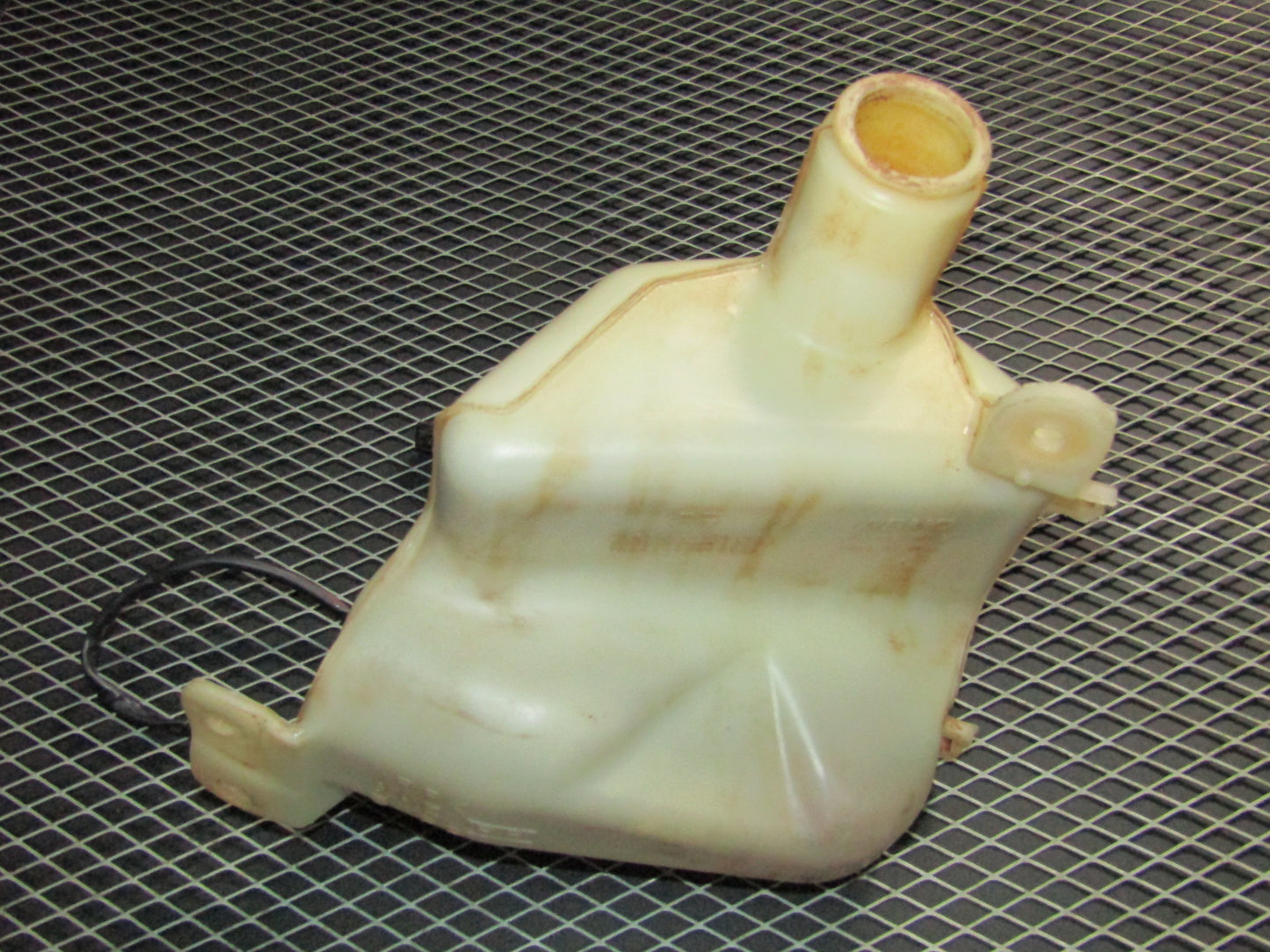 94 95 96 97 Mitsubishi 3000GT NA OEM Engine Coolant Over Flow Tank Reservoir