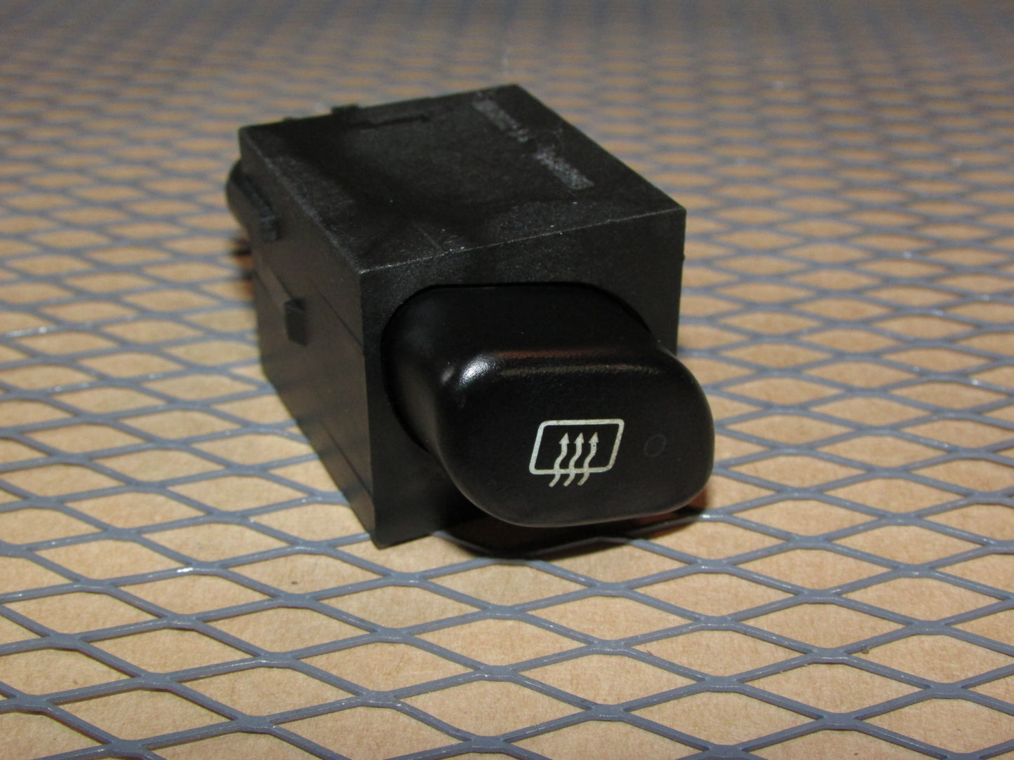 95 96 97 98 99 Mitsubishi Eclipse OEM Rear Defroster Switch