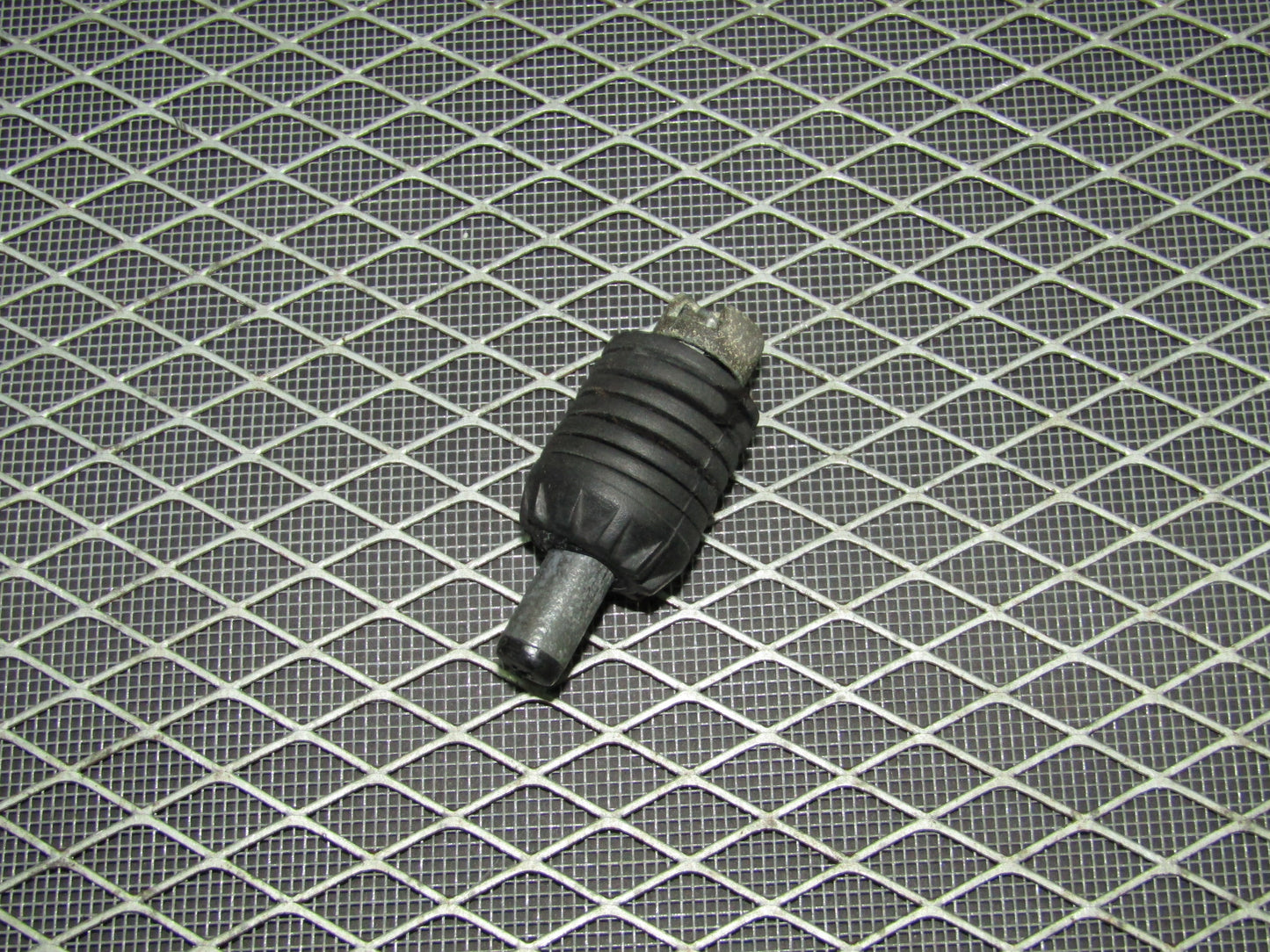 1992-1995 BMW 325 OEM Trunk Rubber Stopper
