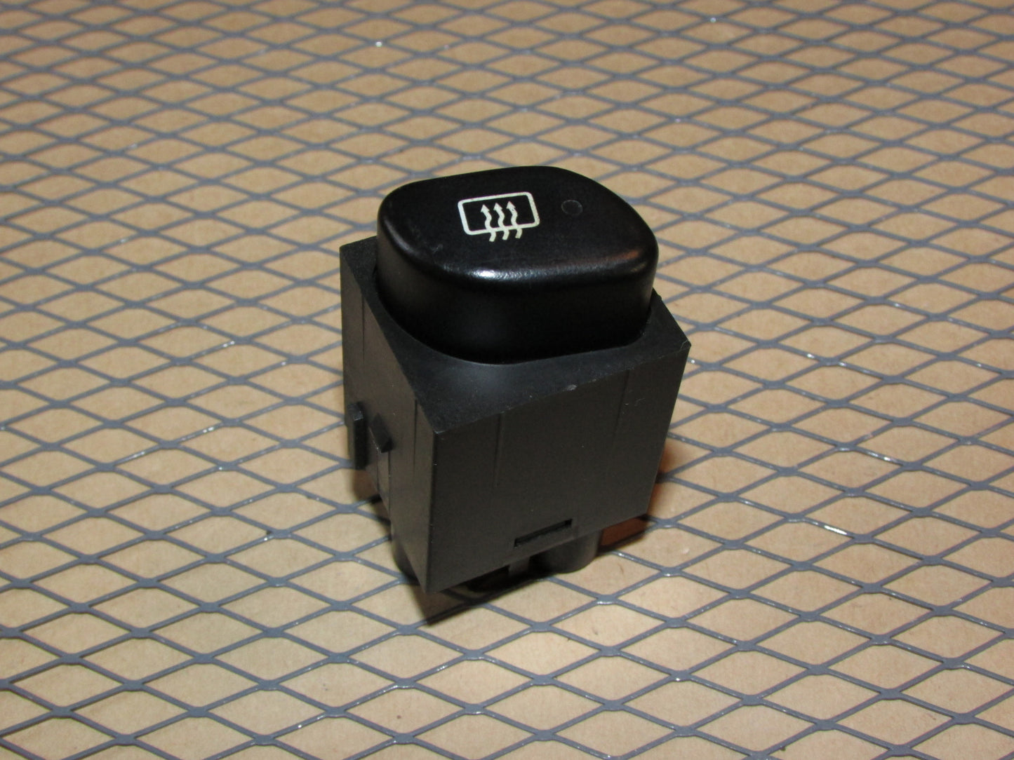 95 96 97 98 99 Mitsubishi Eclipse OEM Rear Defroster Switch