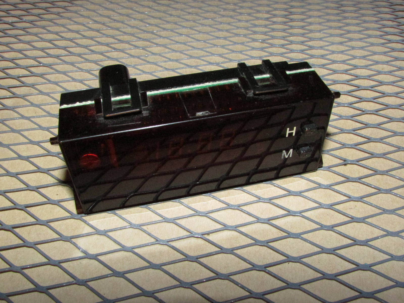 98 99 00 01 02 Toyota Corolla OEM Dash Digital Clock