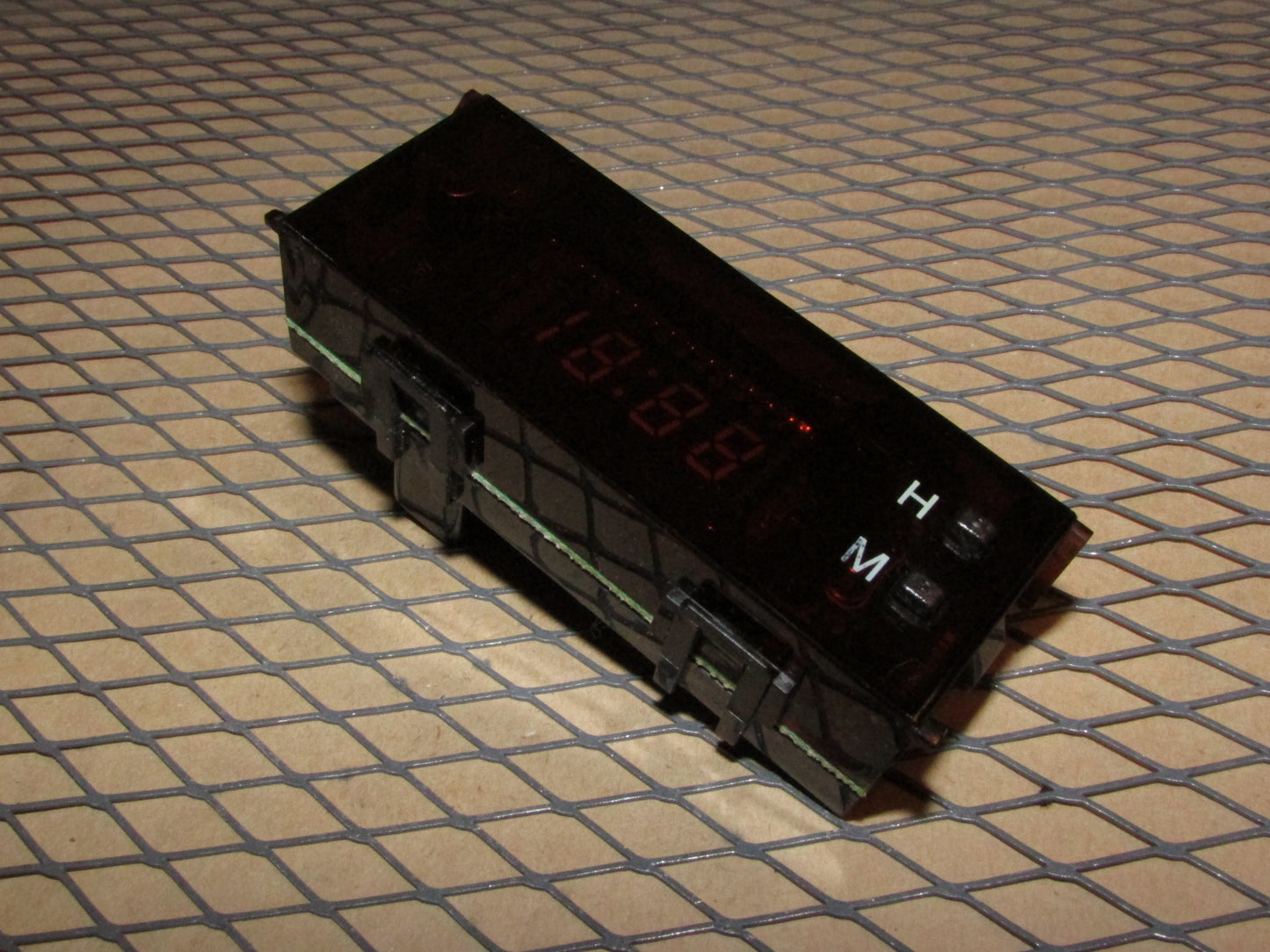 98 99 00 01 02 Toyota Corolla OEM Dash Digital Clock