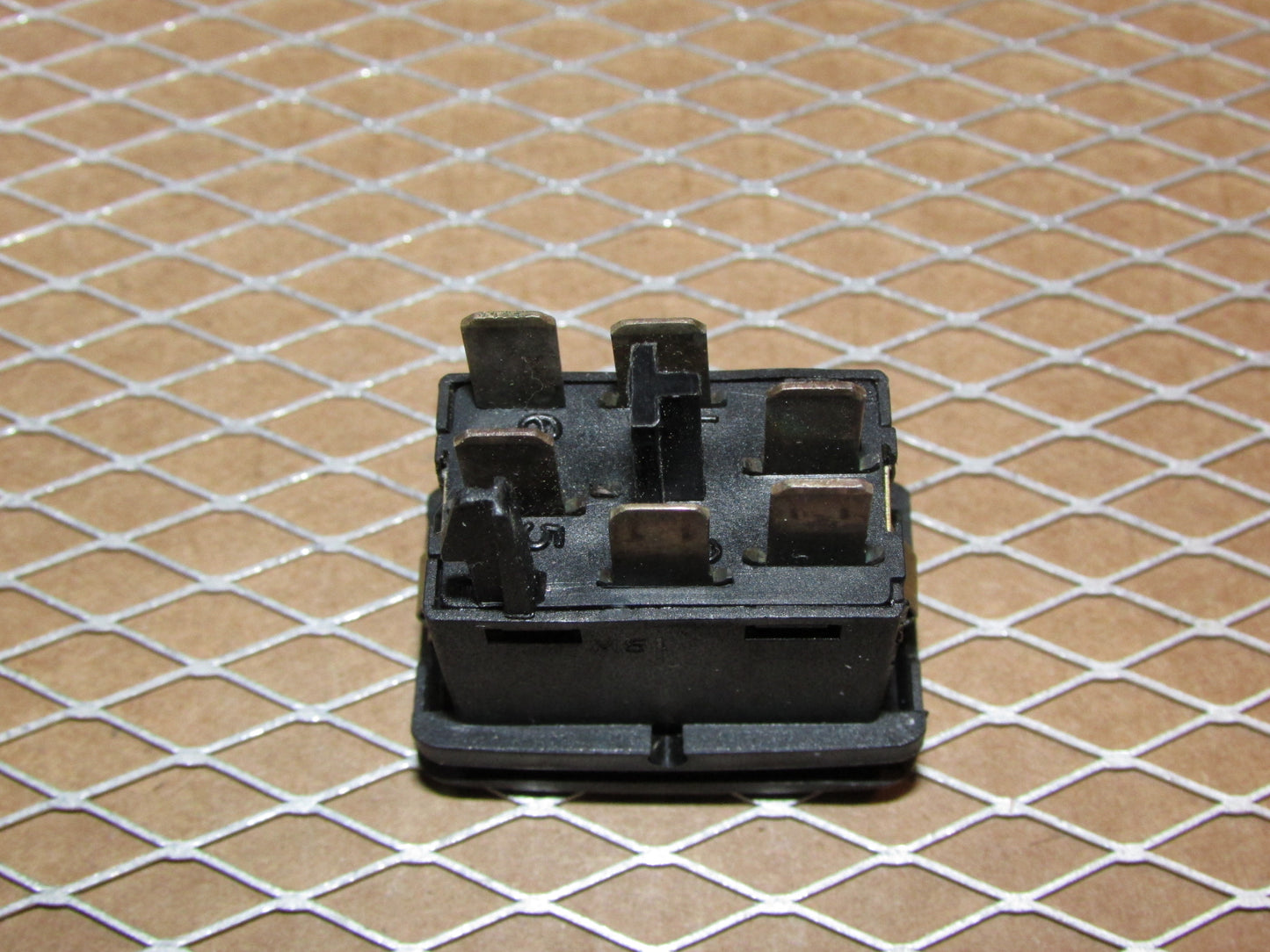 94-98 Land Rover Discovery 1 OEM Sunroof Moon Roof Switch