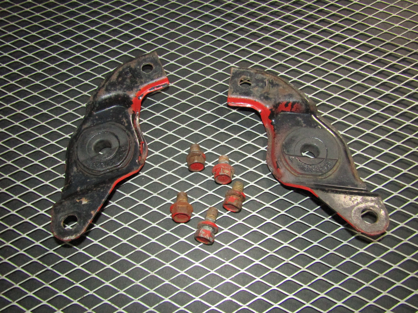 94 95 96 97 Mitsubishi 3000GT OEM Upper Radiator Bushing & Bracket