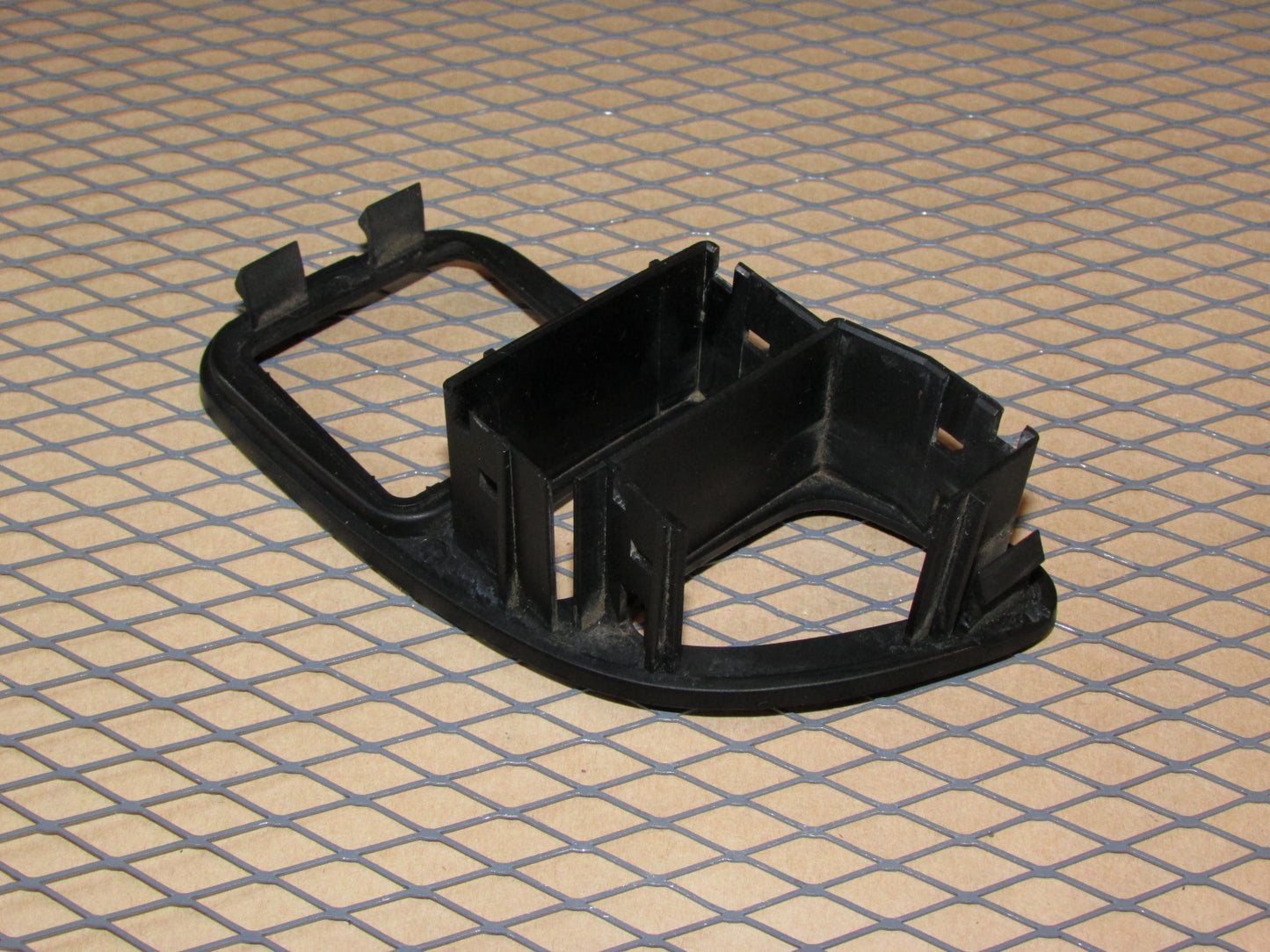 95 96 97 98 99 Mitsubishi Eclipse OEM Mirror Cruise Control Switch Bezel Housing