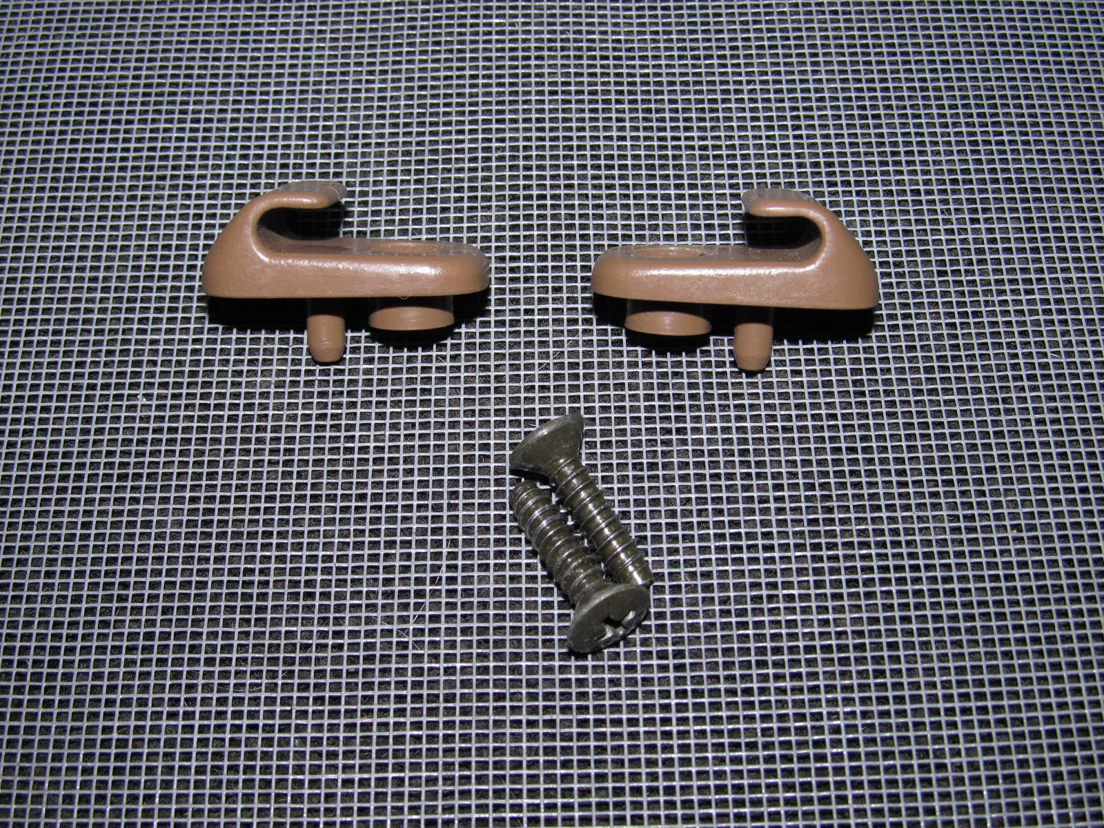 90 91 92 93 94 95 96 Nissan 300zx OEM Trunk Cover Clip - Set