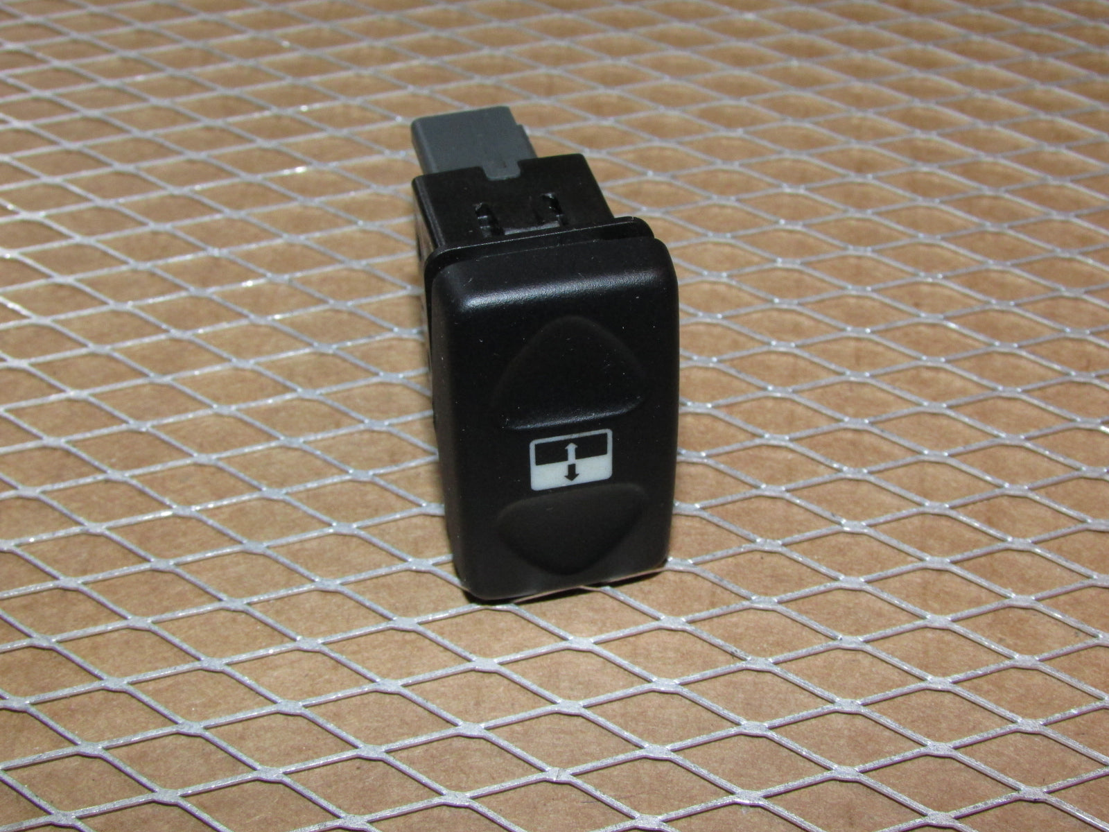 99-04 Land Rover Discovery 2 OEM Sunroof Moon Roof Switch