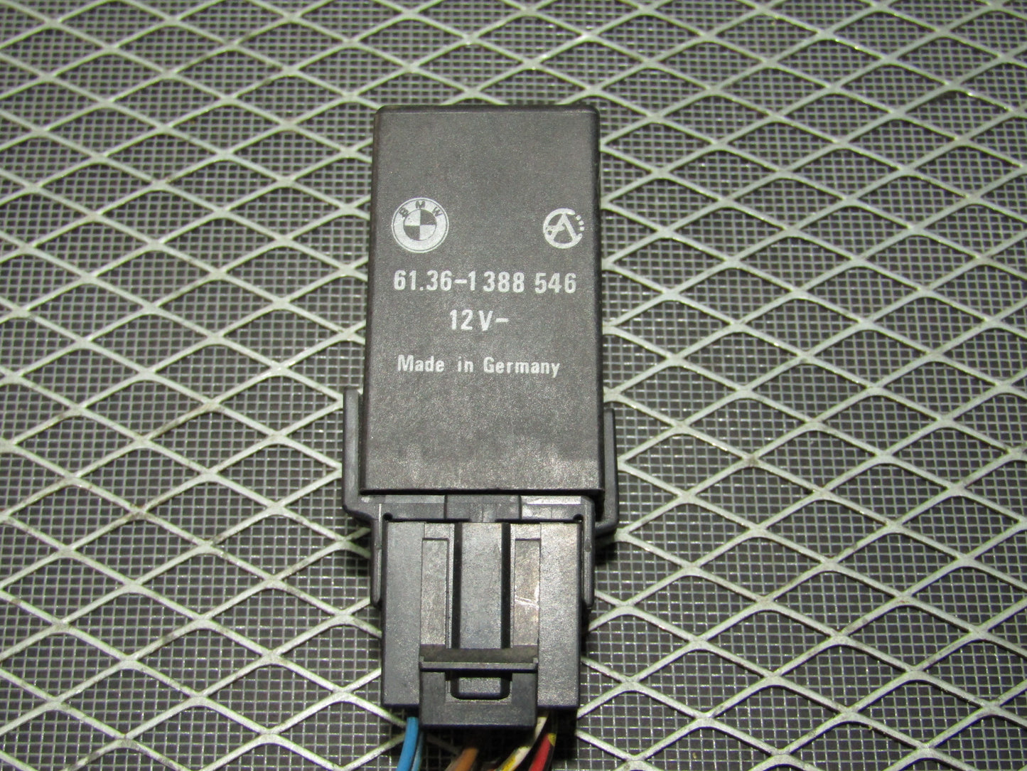 92 93 94 95 BMW 325 OEM Relay - 61.36-1388 546