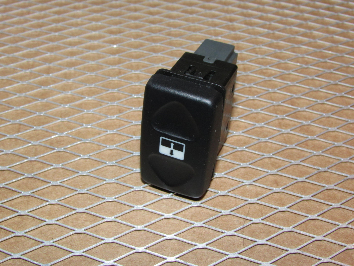 99-04 Land Rover Discovery 2 OEM Sunroof Moon Roof Switch