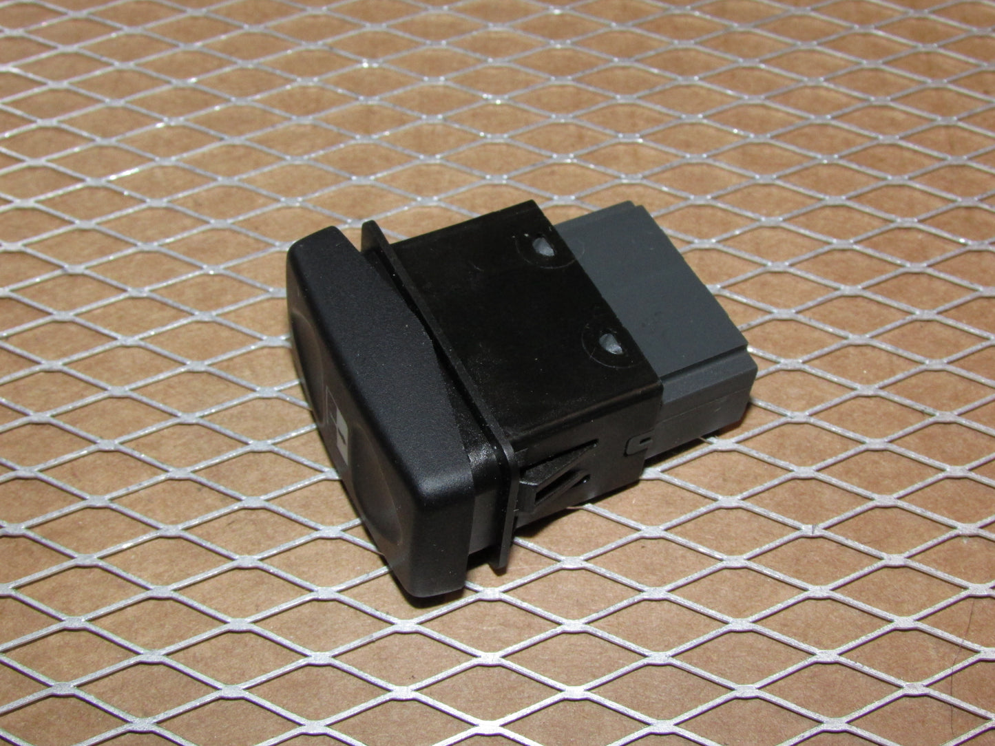 99-04 Land Rover Discovery 2 OEM Sunroof Moon Roof Switch