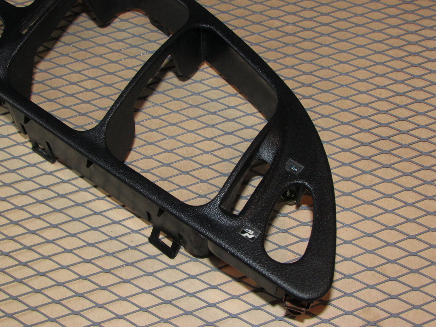 95 96 97 98 99 Mitsubishi Eclipse OEM Dash Center Vent Switch Bezel Cover Trim