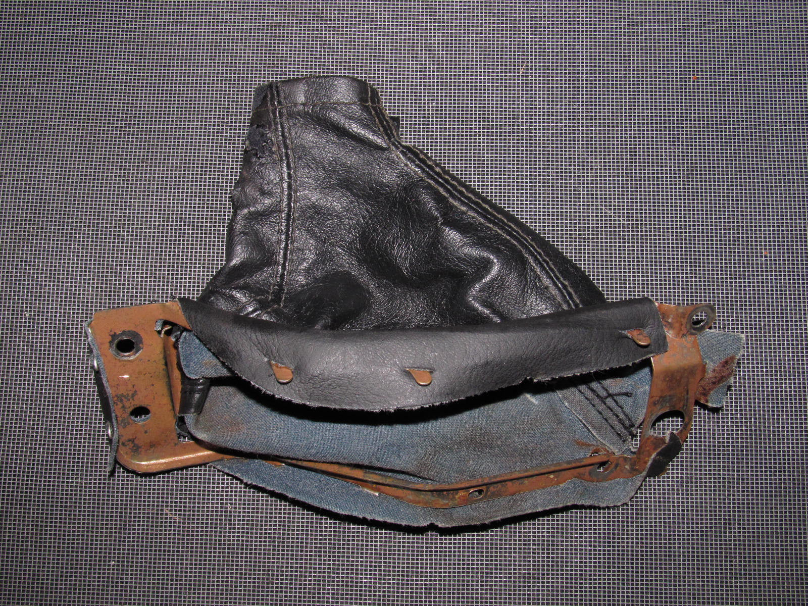 90 91 92 93 94 95 96 Nissan 300zx OEM Parking Handle Boot