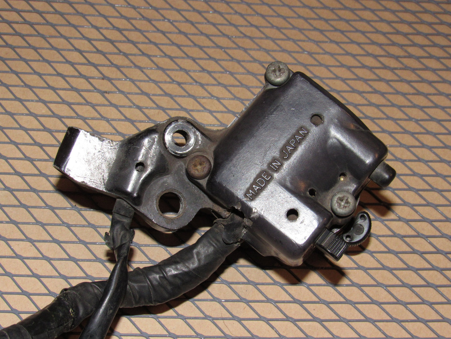 75 76 77 Honda Gold Wing GL1000 OEM Turn Signal Head Light Horn Switch