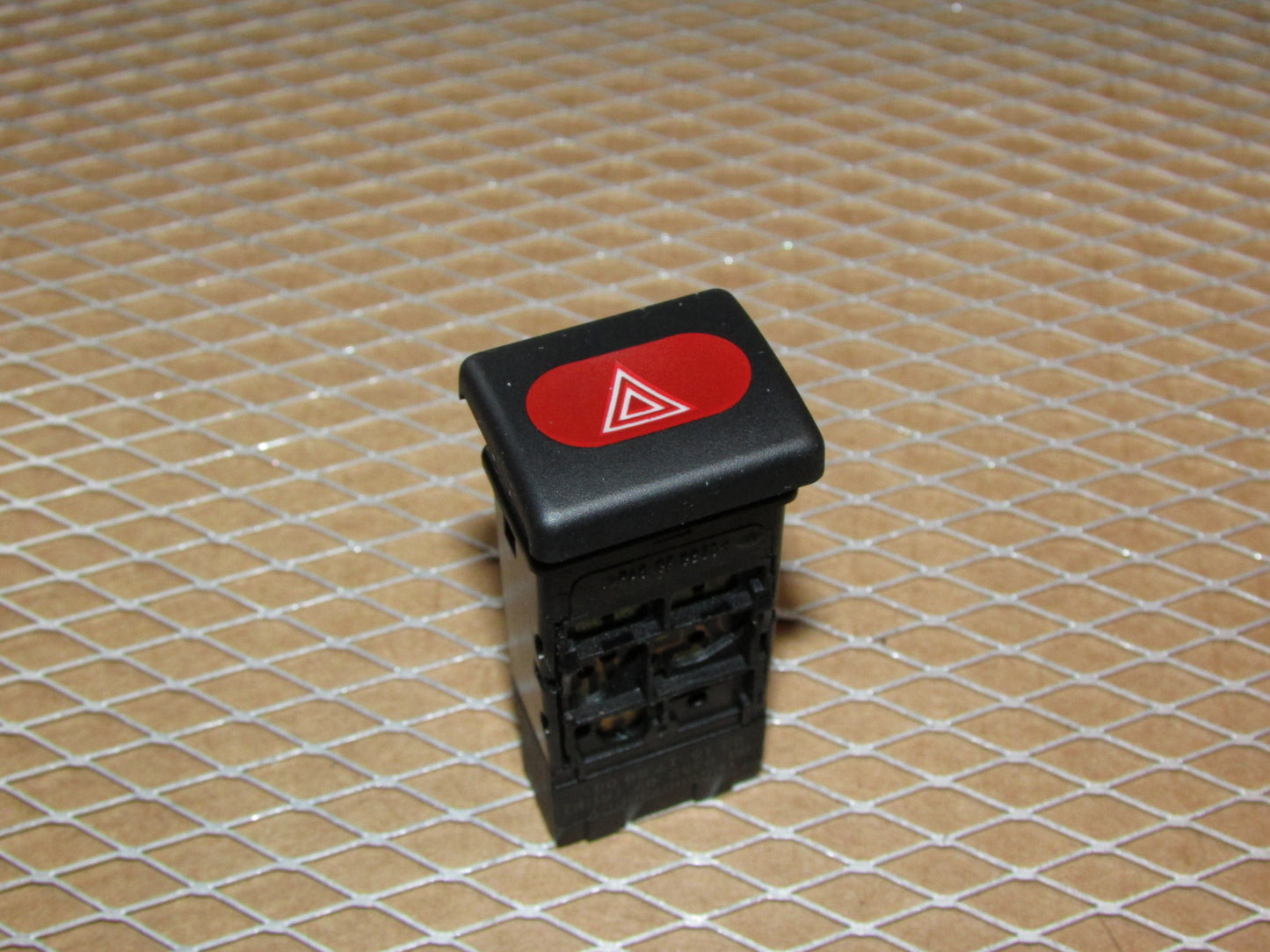 03 04 Land Rover Discovery 2 OEM Hazard Light Switch