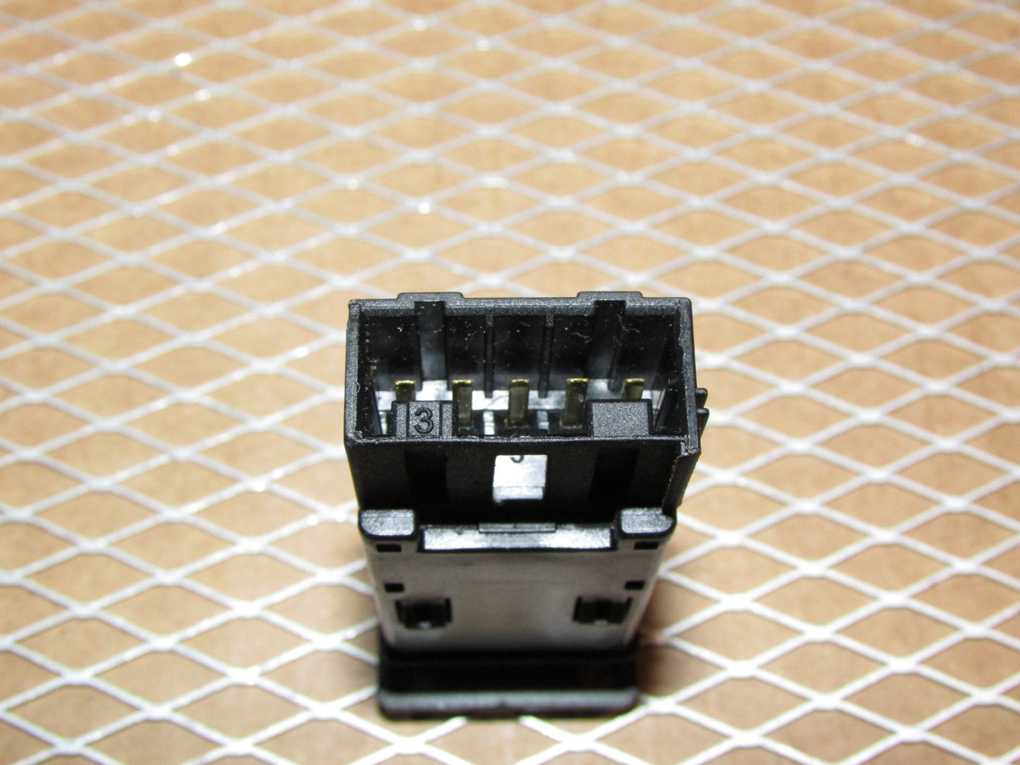 03 04 Land Rover Discovery 2 OEM Hazard Light Switch