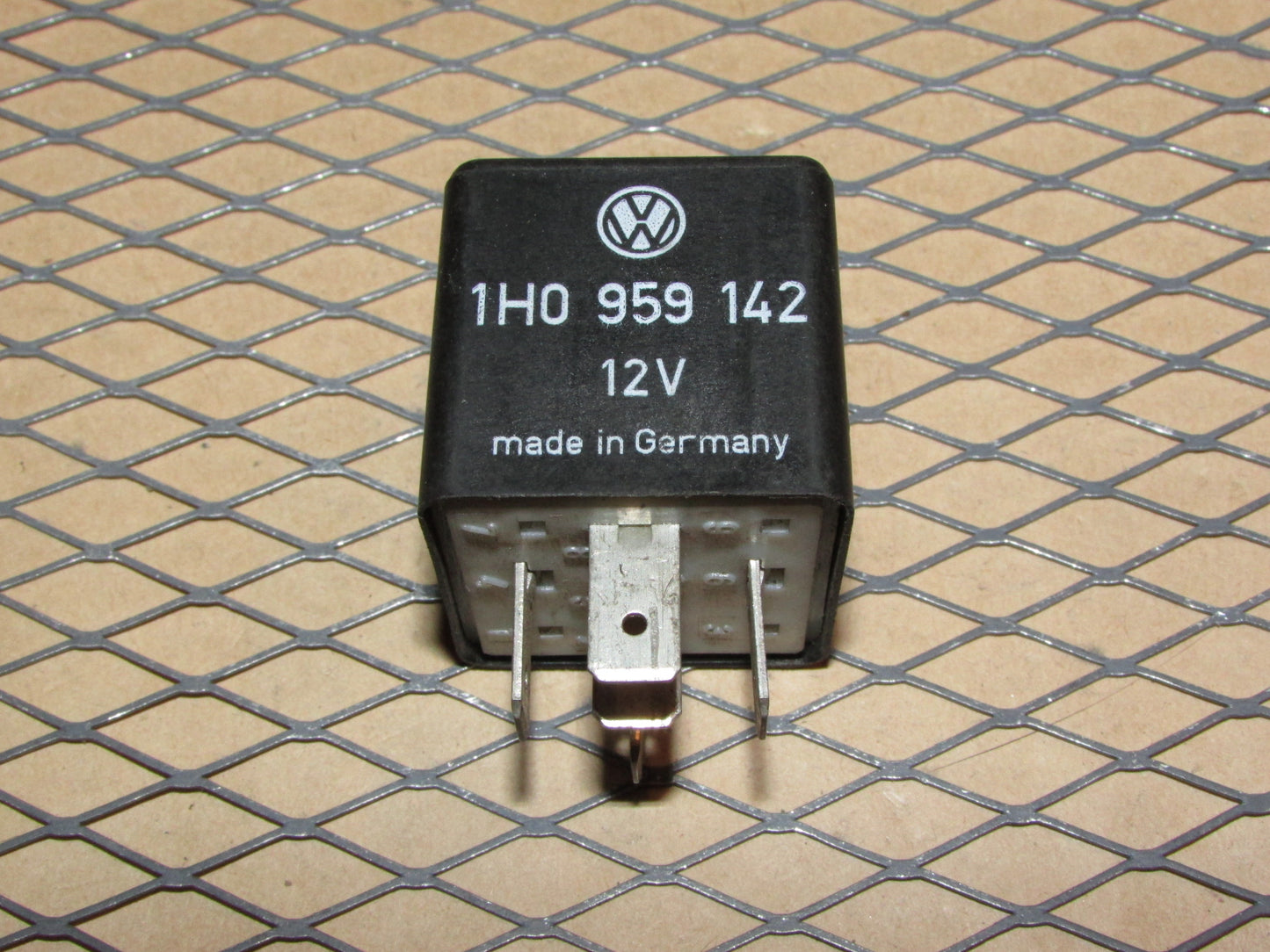 Audi & Volkswagen Relay (147) 1H0 959 142