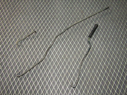 1992-1995 BMW 325 Sedan OEM Door Handle & Lock Linkage - Front Left