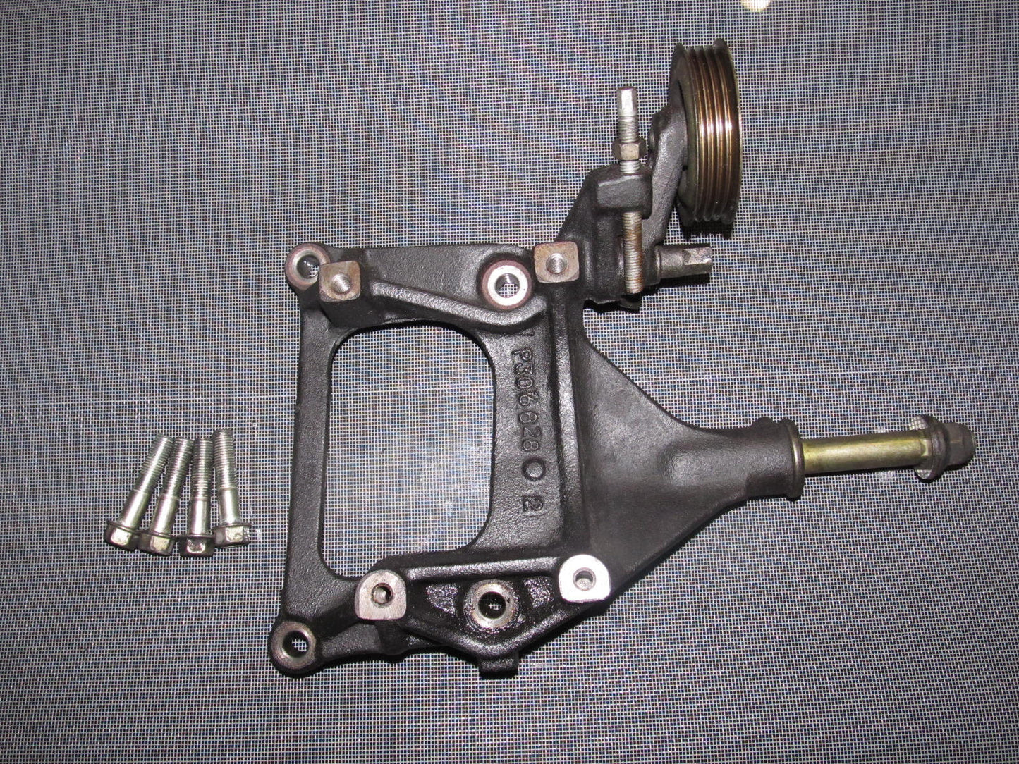 94-01 Acura Integra OEM Air Conditioner A/C Compressor Bracket