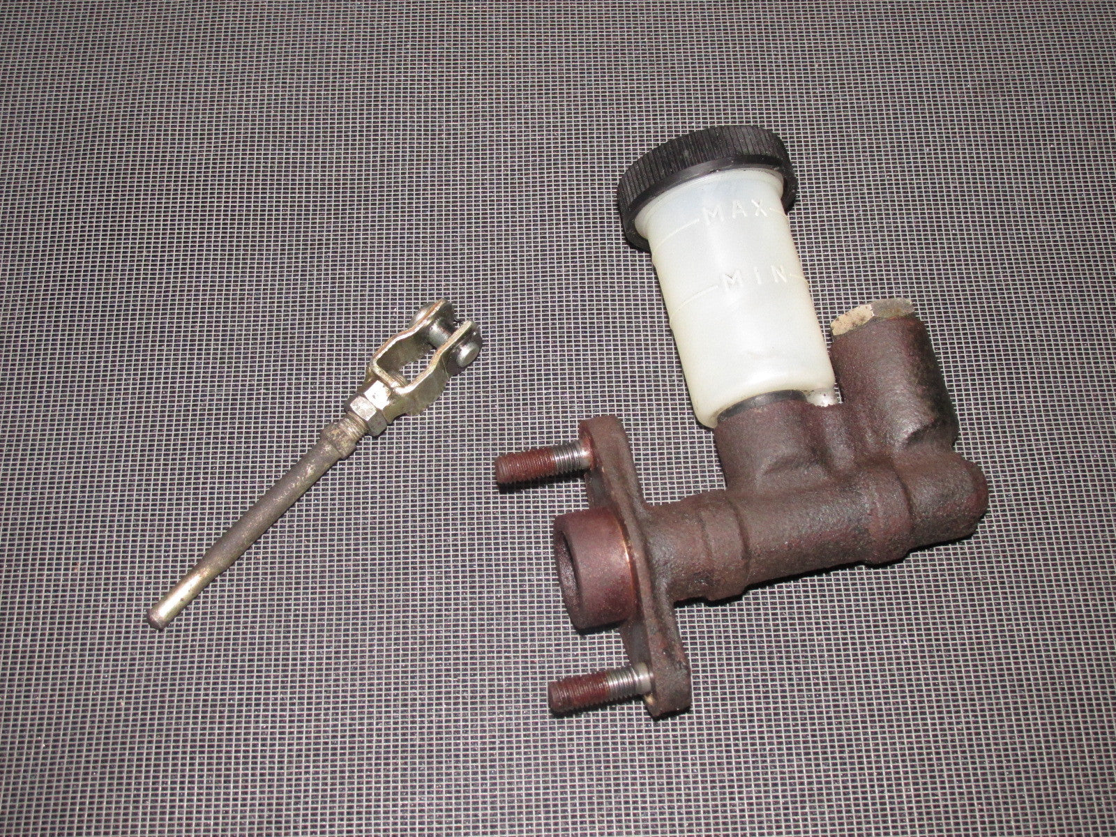 84 85 Mazda RX7 OEM 13B Master Clutch Cylinder