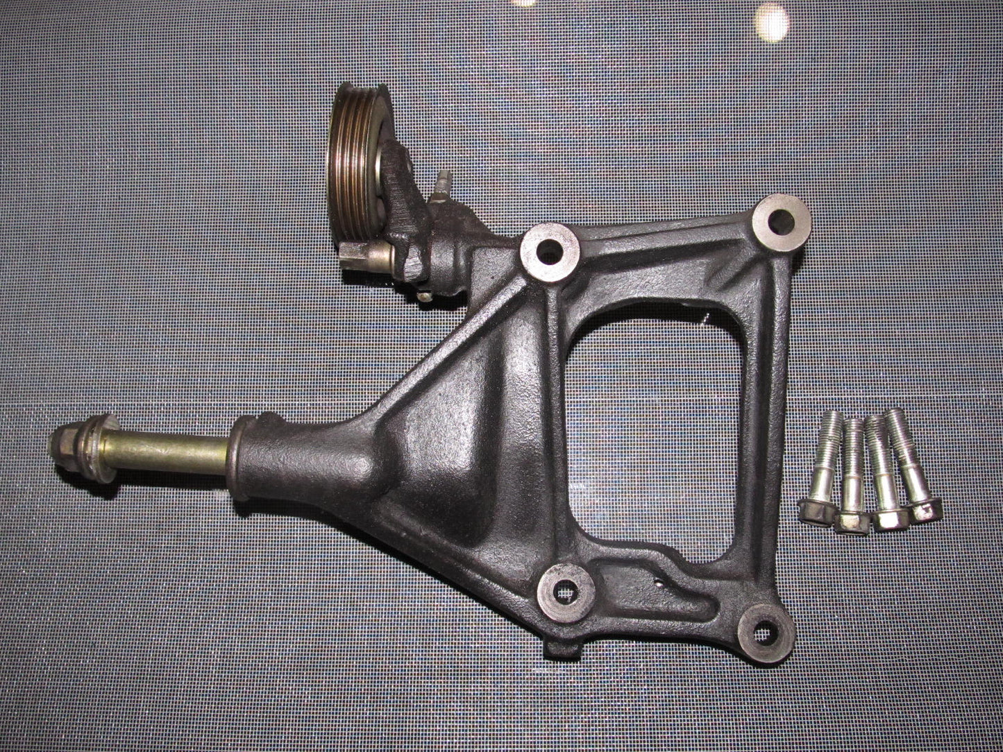 94-01 Acura Integra OEM Air Conditioner A/C Compressor Bracket
