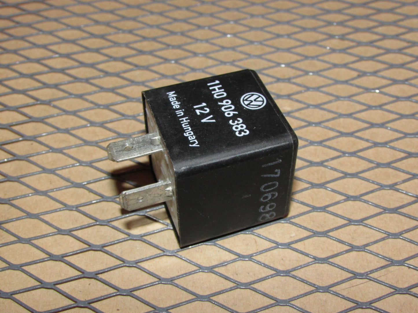 Audi & Volkswagen Relay (161) 1H0 906 383