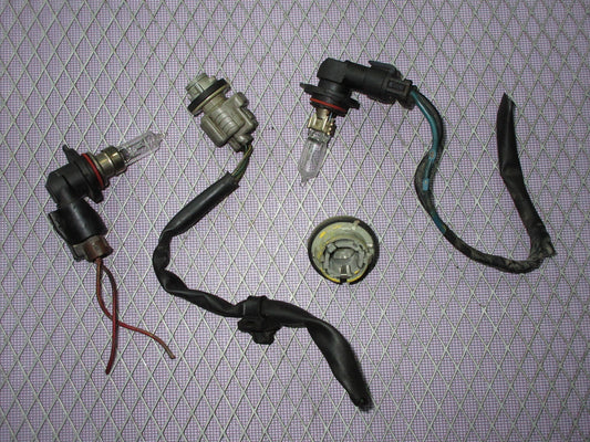 92 93 Lexus ES300 OEM Headlight & Signal Light Bulb Socket - Right