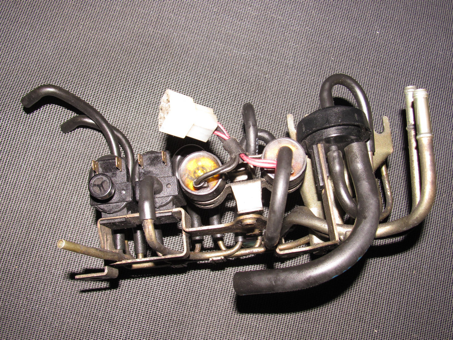 84 85 Mazda RX7 OEM 13B Vacuum Regulator Solenoid Valve Switch Assembly