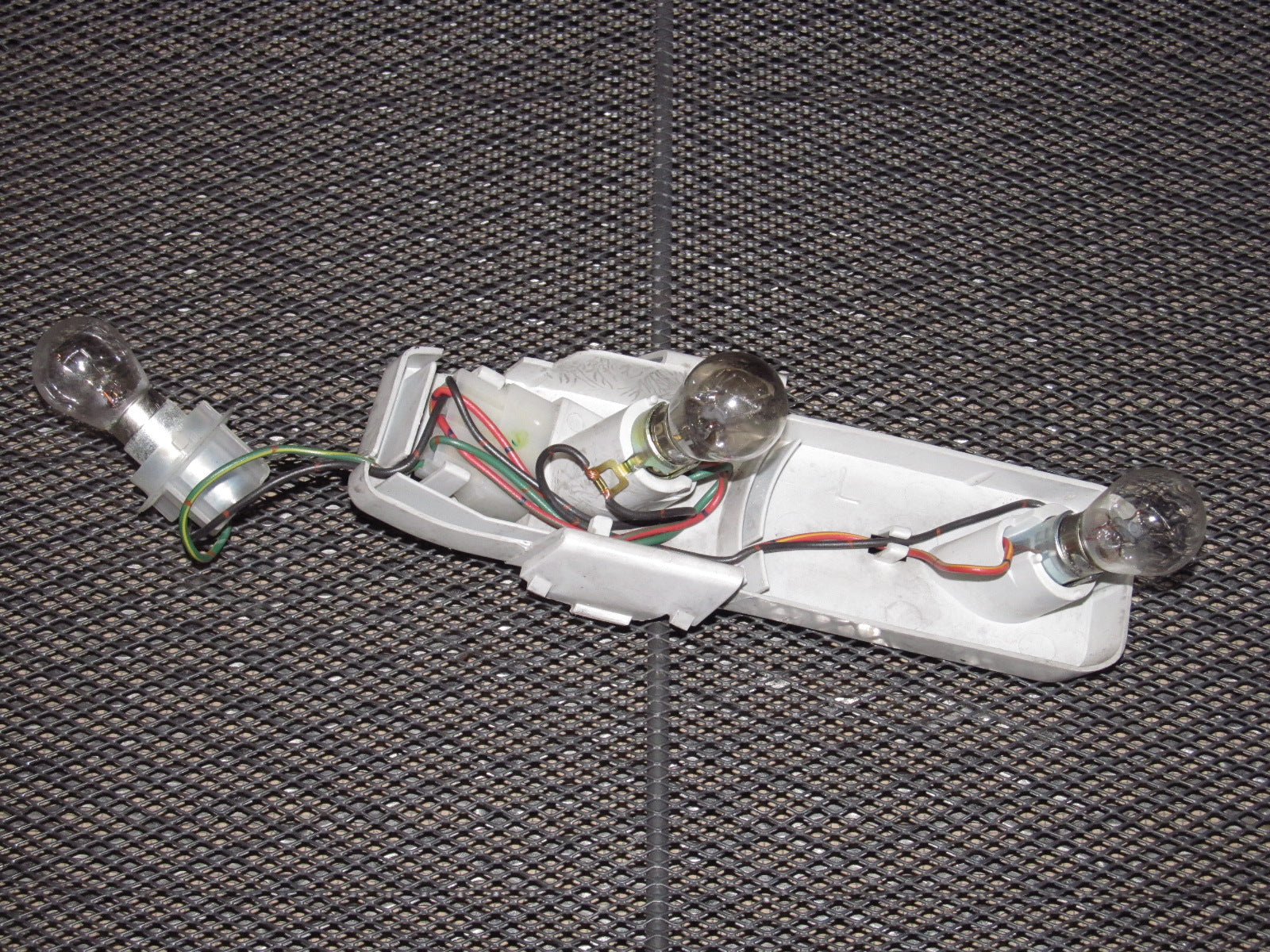 94 95 96 97 Mazda Miata OEM Tail Light Bulb Socket Panel - Left