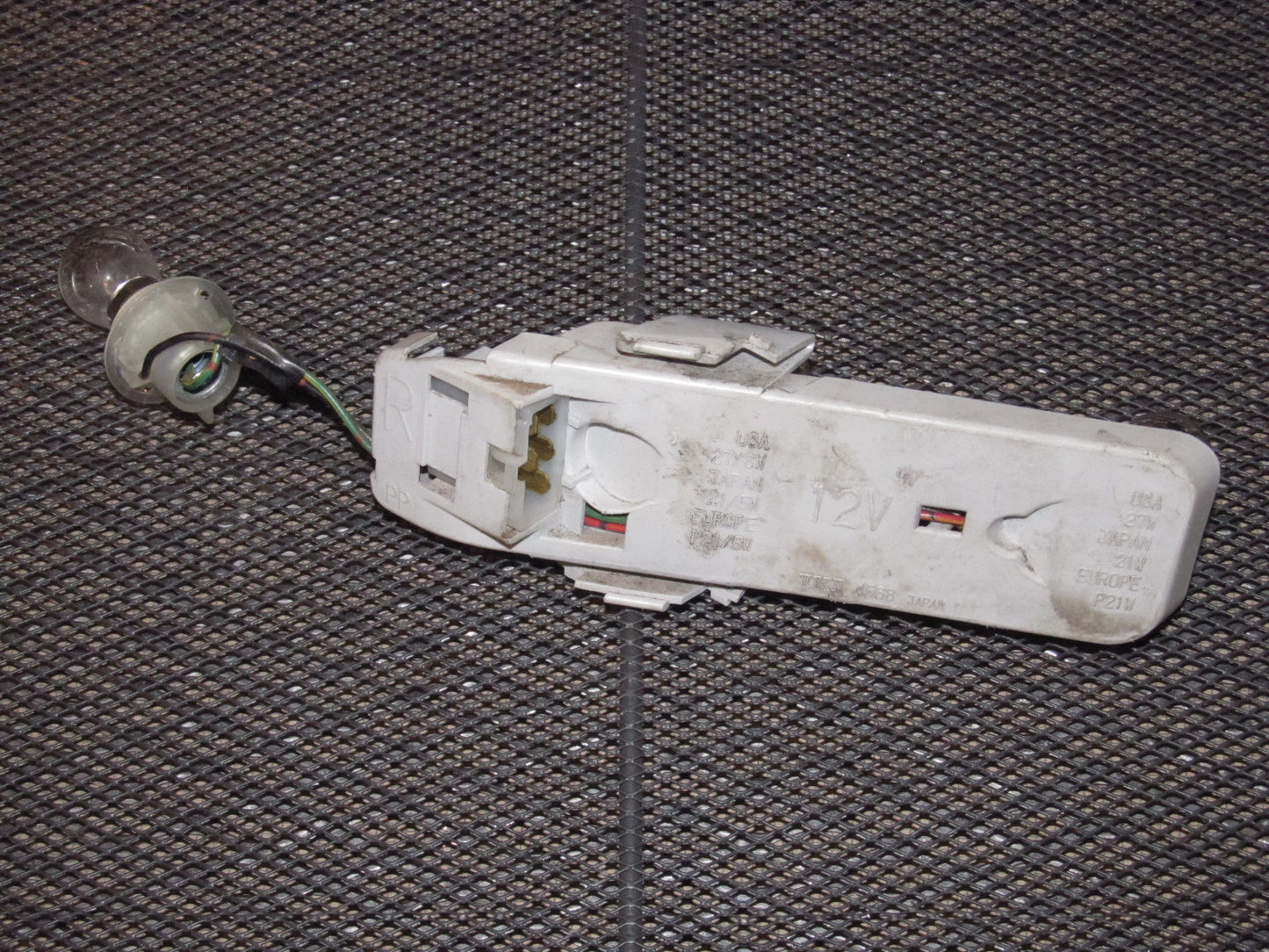 94 95 96 97 Mazda Miata OEM Tail Light Bulb Socket Panel - Right