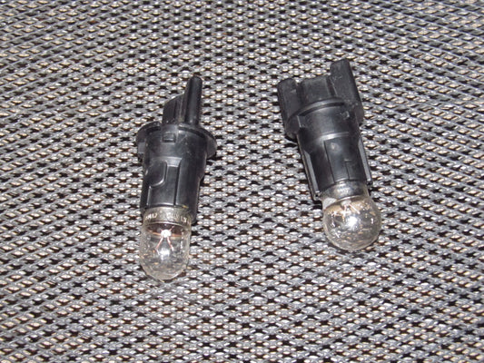 94 95 96 97 Mazda Miata OEM Rear License Plate Light Bulb Socket