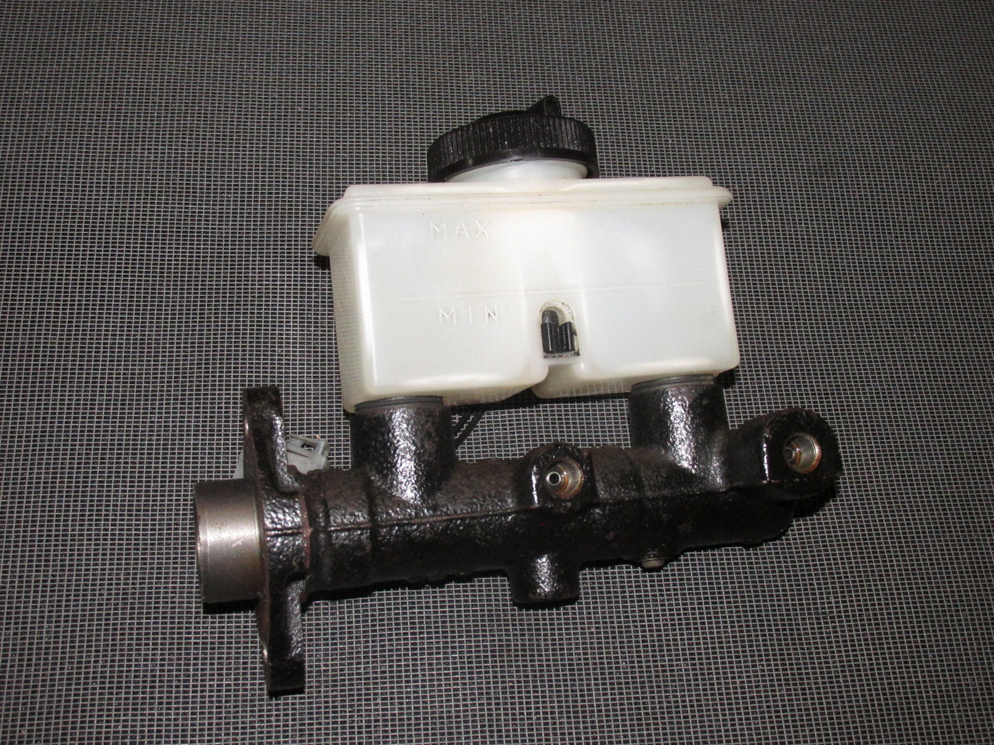 84 85 Mazda RX7 OEM 13B Master Brake Cylinder