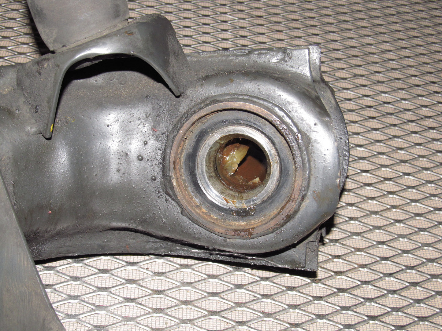 83-85 Porsche 944 OEM Rear Spindle Knuckle - Right