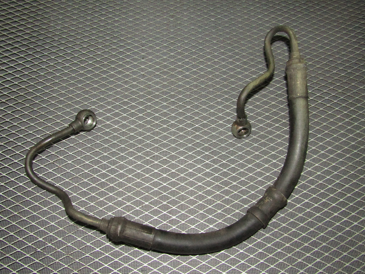92 93 94 95 BMW 325 2.5L OEM Power Steering Line Hose