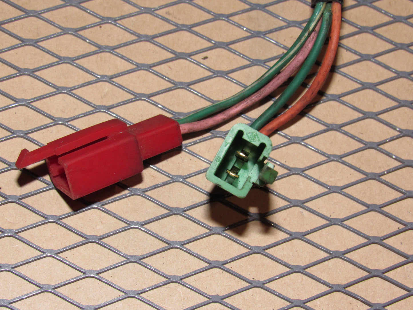 80 81 82 83 Honda Gold Wing GL1100 OEM Audio Radio Tune & Mute Switch