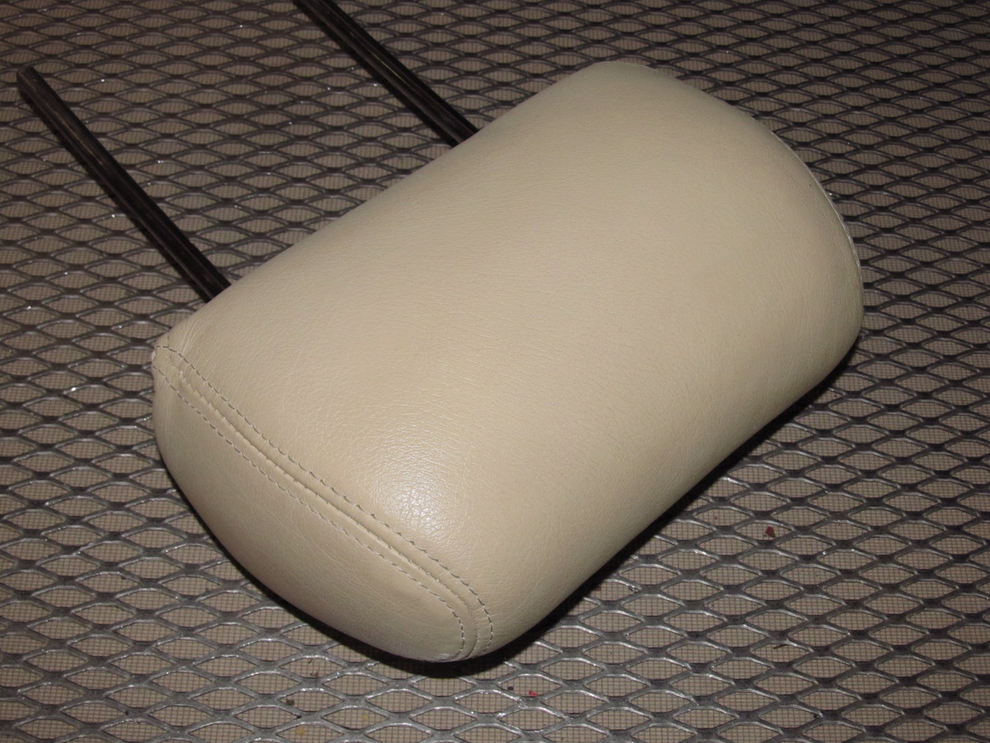 94 95 96 97 Mitsubishi 3000GT OEM Front Seat Leather Head Rest - Right