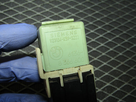 92 93 94 95 BMW 325 OEM Relay - V23134-K59-X222 - 61.36-8 366 600